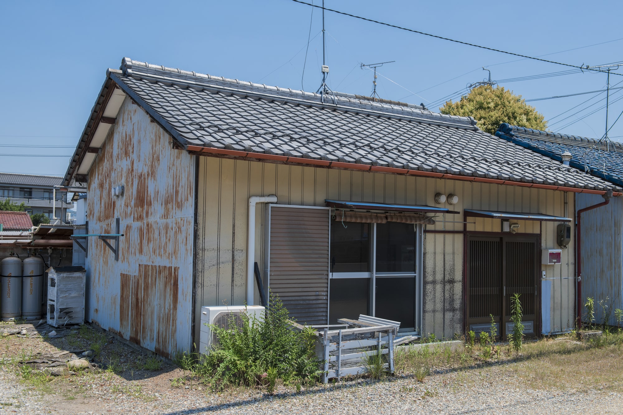 低廉な空き家の条件は？売買における仲介手数料の特例や報酬限度額